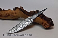 Lindenschmiede Damasteel Spitzerl 122mm_2 1200x800.jpg