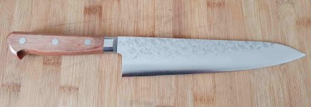 Takamura_Chromax_Gyuto_neu1.jpg Takamura_Chromax_Gyuto_neu1.jpg