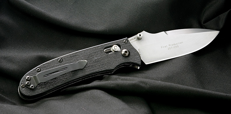 Benchmade-14205.jpg